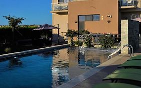Indeep Club-Piscină&Relaxare lângă Constanța